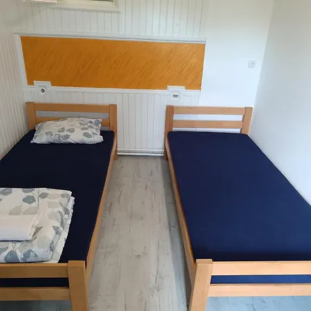 Salas Striber 公寓 *